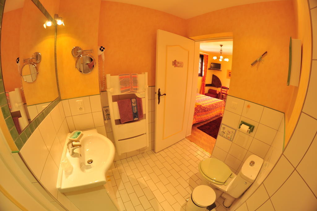 Hotel-Logis La Coraline Gannat Ruang foto